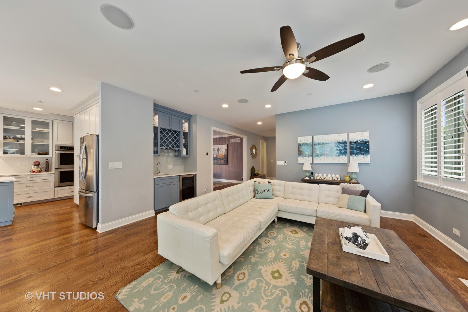 323 Lionel Road Riverside, IL 60546 - Photo 13 of 43