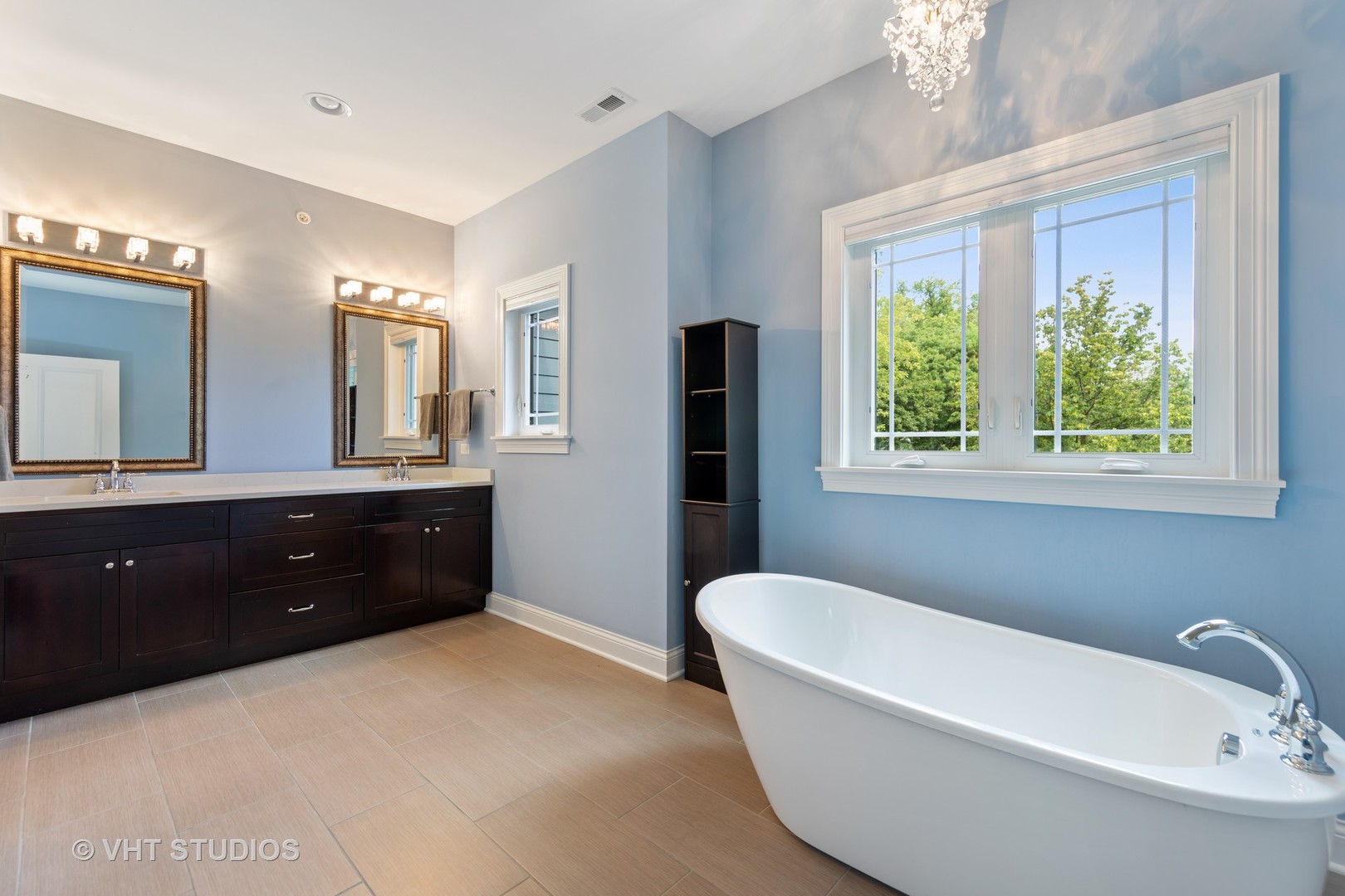 323 Lionel Road Riverside, IL 60546 - Photo 19 of 43