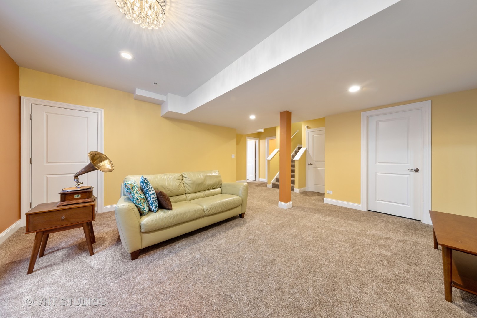 323 Lionel Road Riverside, IL 60546 - Photo 31 of 43