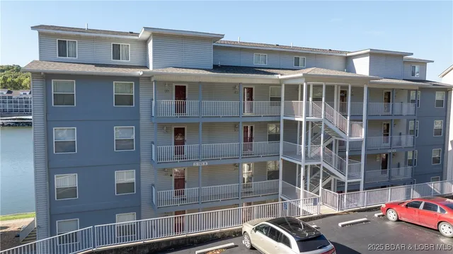 $299,000 | 315 Vision Drive, Unit 2B, Camdenton, MO 65020