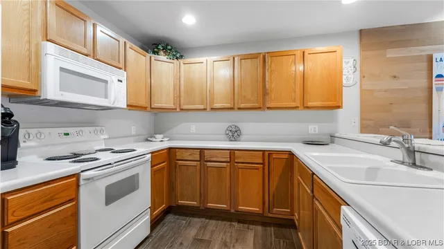 $299,000 | 315 Vision Drive, Unit 2B, Camdenton, MO 65020