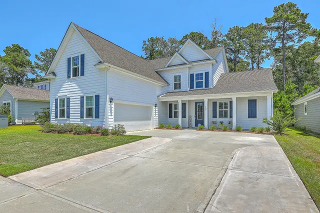 $595,000 | 420 Oak View Way, Summerville, SC 29483