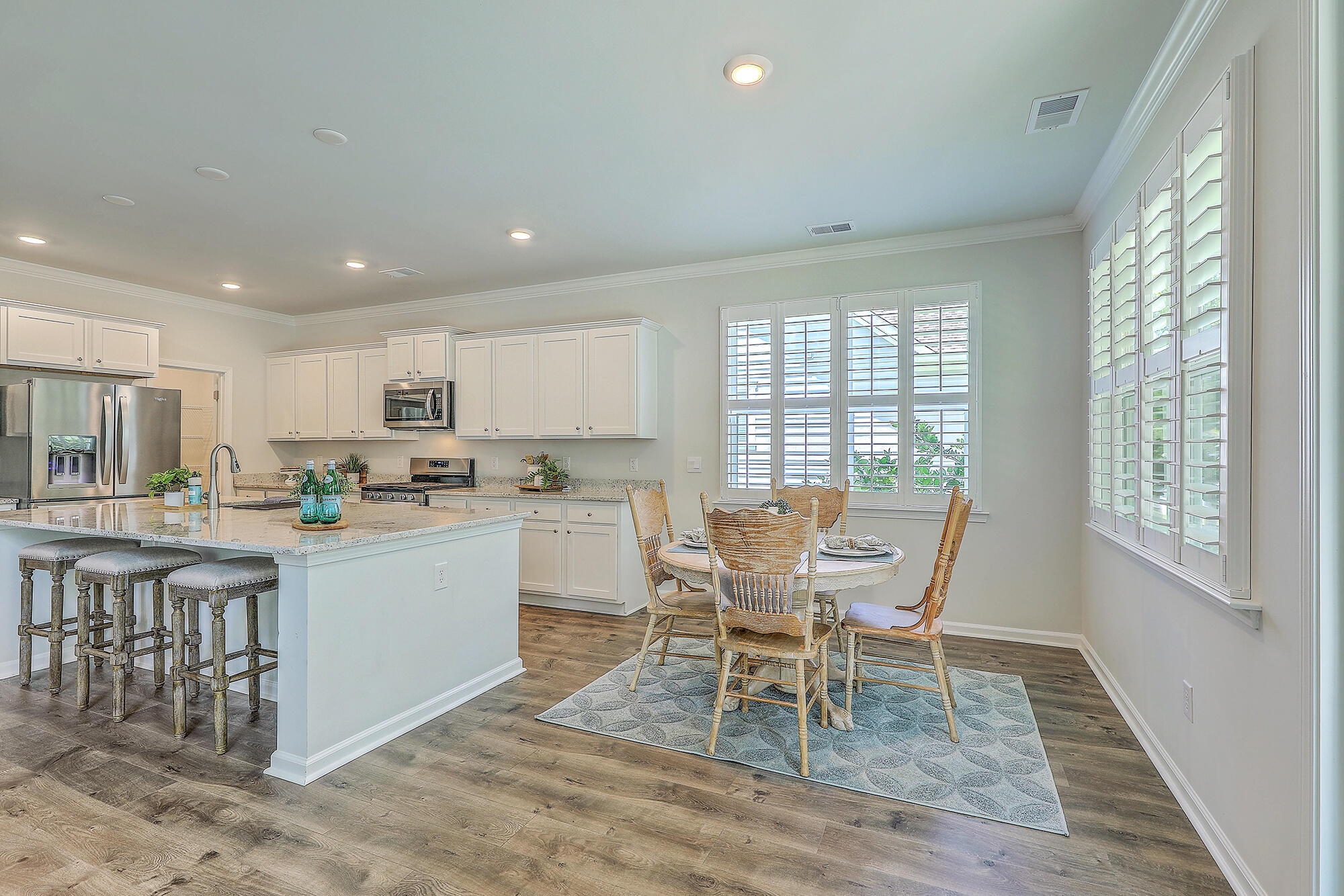 420 Oak View Way Summerville, SC 29483 - Photo 12 of 56 Breakfast Area