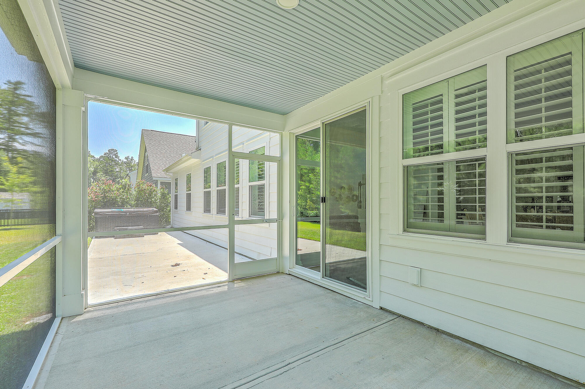 420 Oak View Way Summerville, SC 29483 - Photo 39 of 56 Screened in Porch