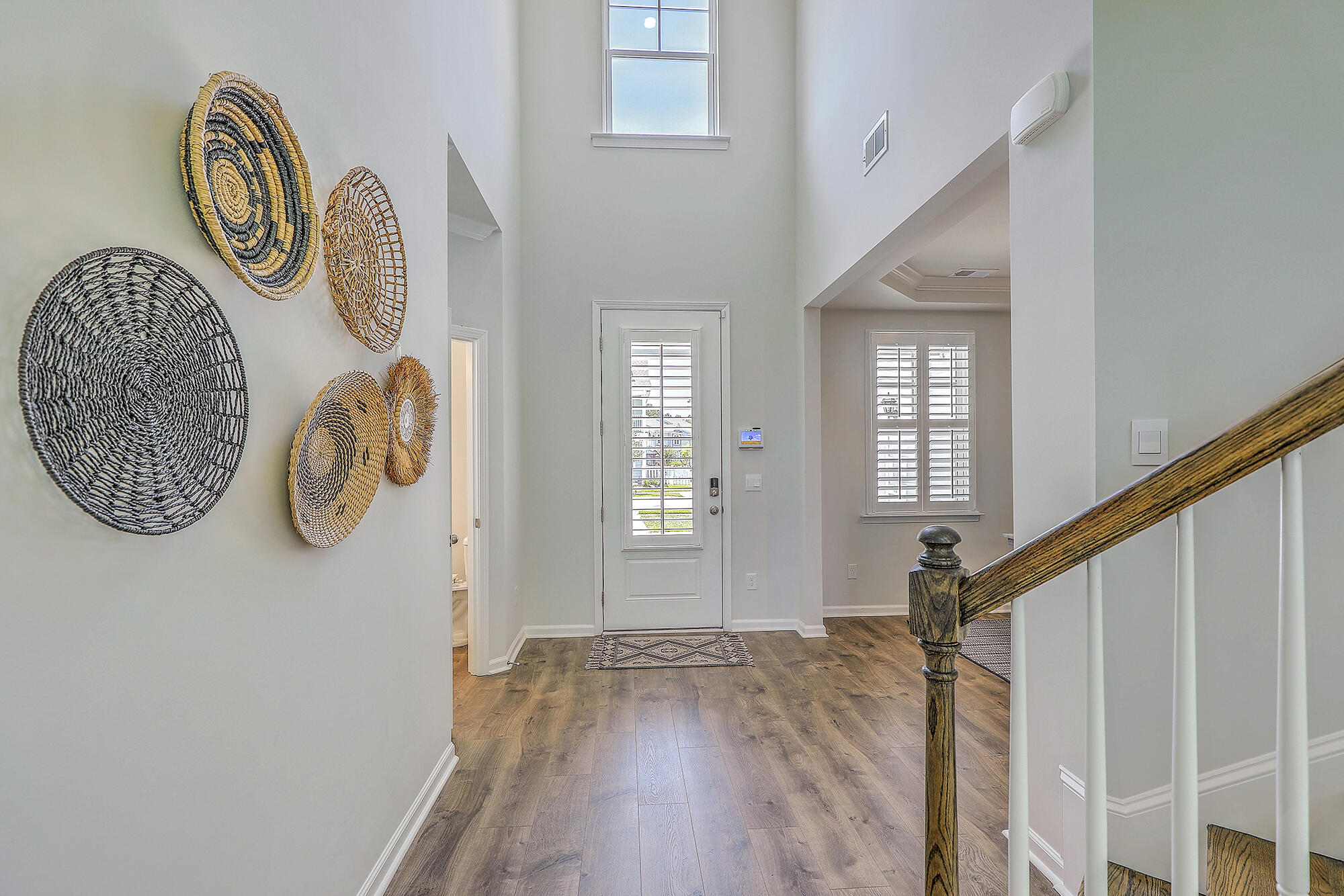 420 Oak View Way Summerville, SC 29483 - Photo 5 of 56 Foyer