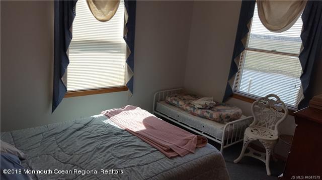 382 Kingfisher Road Tuckerton, NJ 08087 - Photo 11 of 21 11