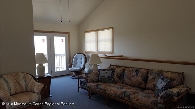382 Kingfisher Road Tuckerton, NJ 08087 - Photo 12 of 21 12