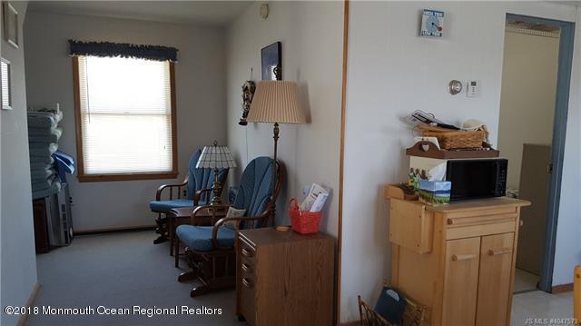 382 Kingfisher Road Tuckerton, NJ 08087 - Photo 7 of 21 7