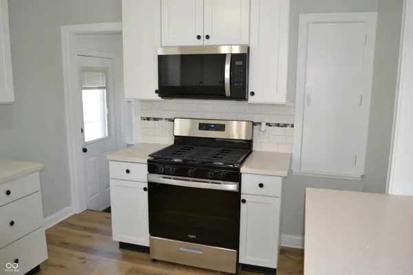 $249,900 | 442 North Mitchner Avenue, Indianapolis, IN 46219