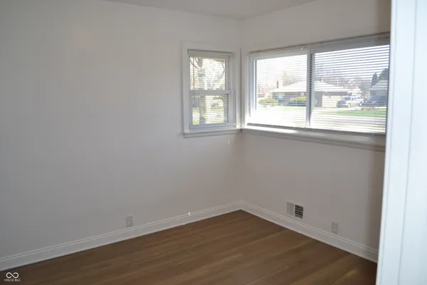 $249,900 | 442 North Mitchner Avenue, Indianapolis, IN 46219