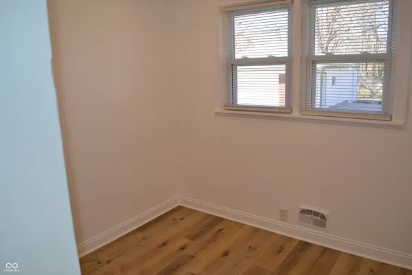 $249,900 | 442 North Mitchner Avenue, Indianapolis, IN 46219