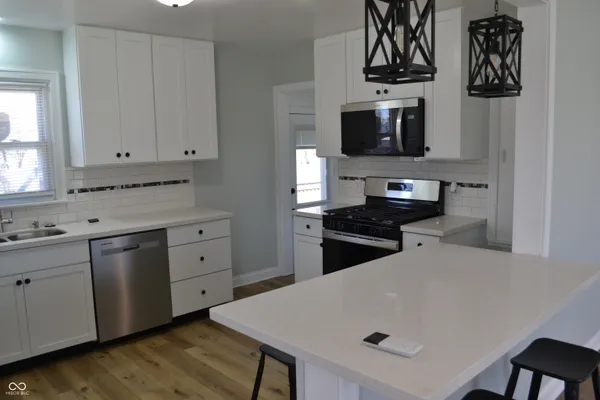 $249,900 | 442 North Mitchner Avenue, Indianapolis, IN 46219