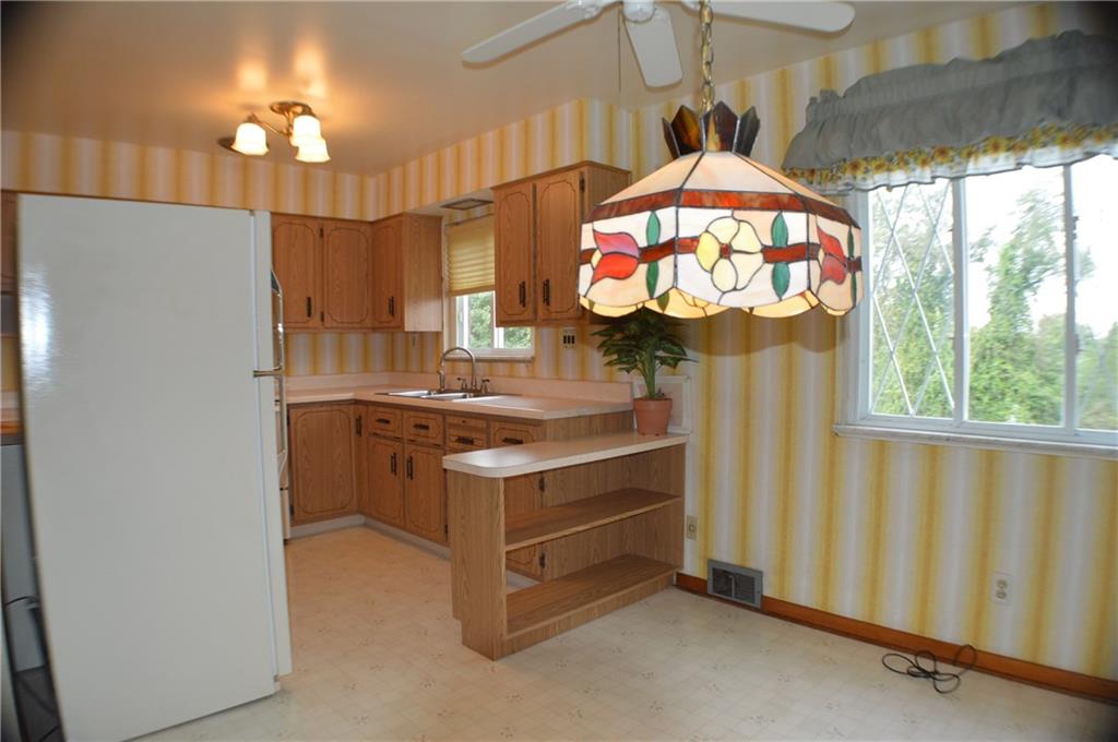 1248 Country Club Road Monongahela, PA 15063 - Photo 7 of 17 Gallery Image 7