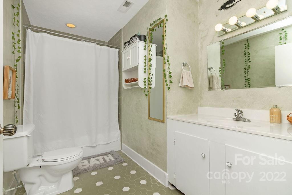 41 Riverside Estate Road Brevard, NC 28712 - Photo 17 of 38 Gallery Image 17