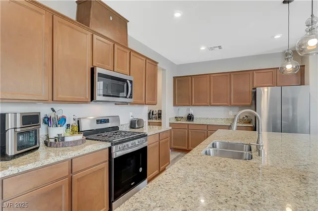 $434,900 | 6322 Highledge Street, North Las Vegas, NV 89081