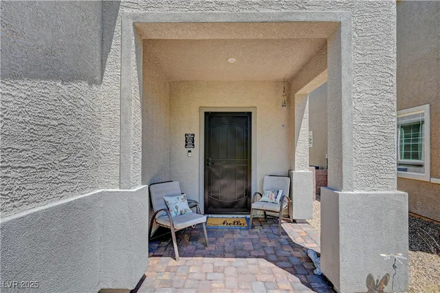 $434,900 | 6322 Highledge Street, North Las Vegas, NV 89081