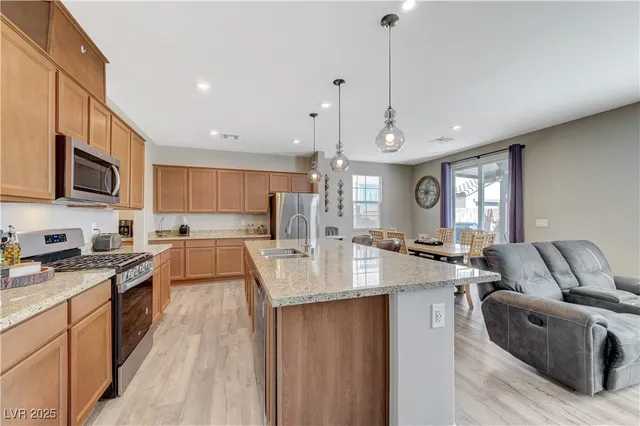 $434,900 | 6322 Highledge Street, North Las Vegas, NV 89081