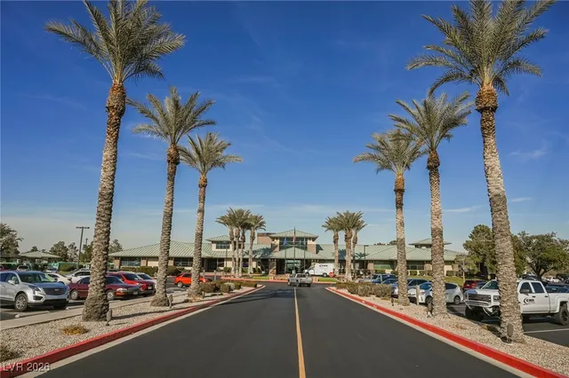 $2,015 | 2077 Poppywood Avenue, Henderson, NV 89012