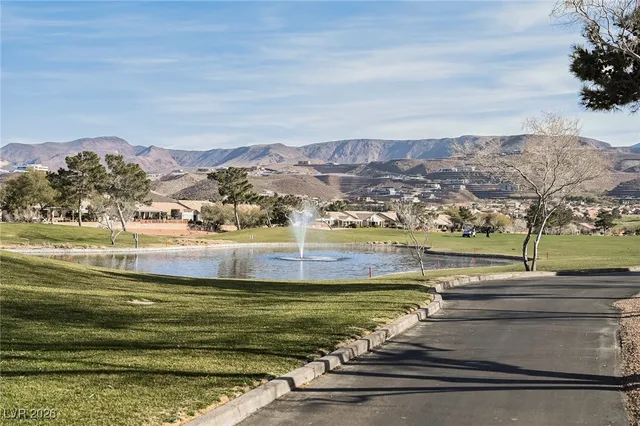 $2,015 | 2077 Poppywood Avenue, Henderson, NV 89012