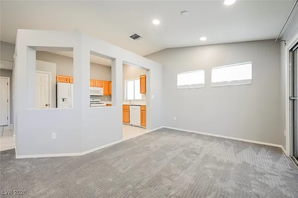 $2,015 | 2077 Poppywood Avenue, Henderson, NV 89012