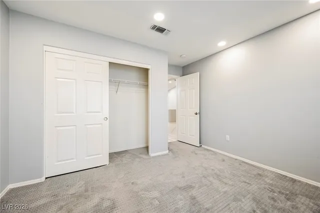 $2,015 | 2077 Poppywood Avenue, Henderson, NV 89012