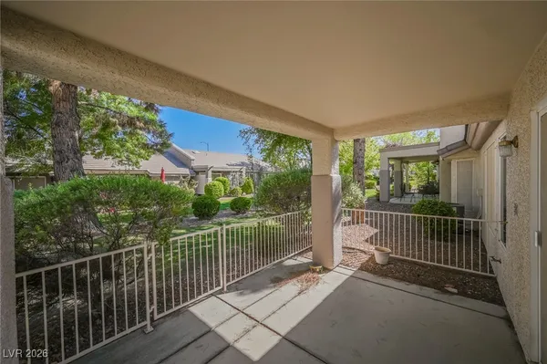 $2,015 | 2077 Poppywood Avenue, Henderson, NV 89012