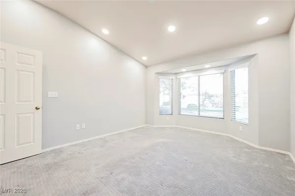 $2,015 | 2077 Poppywood Avenue, Henderson, NV 89012