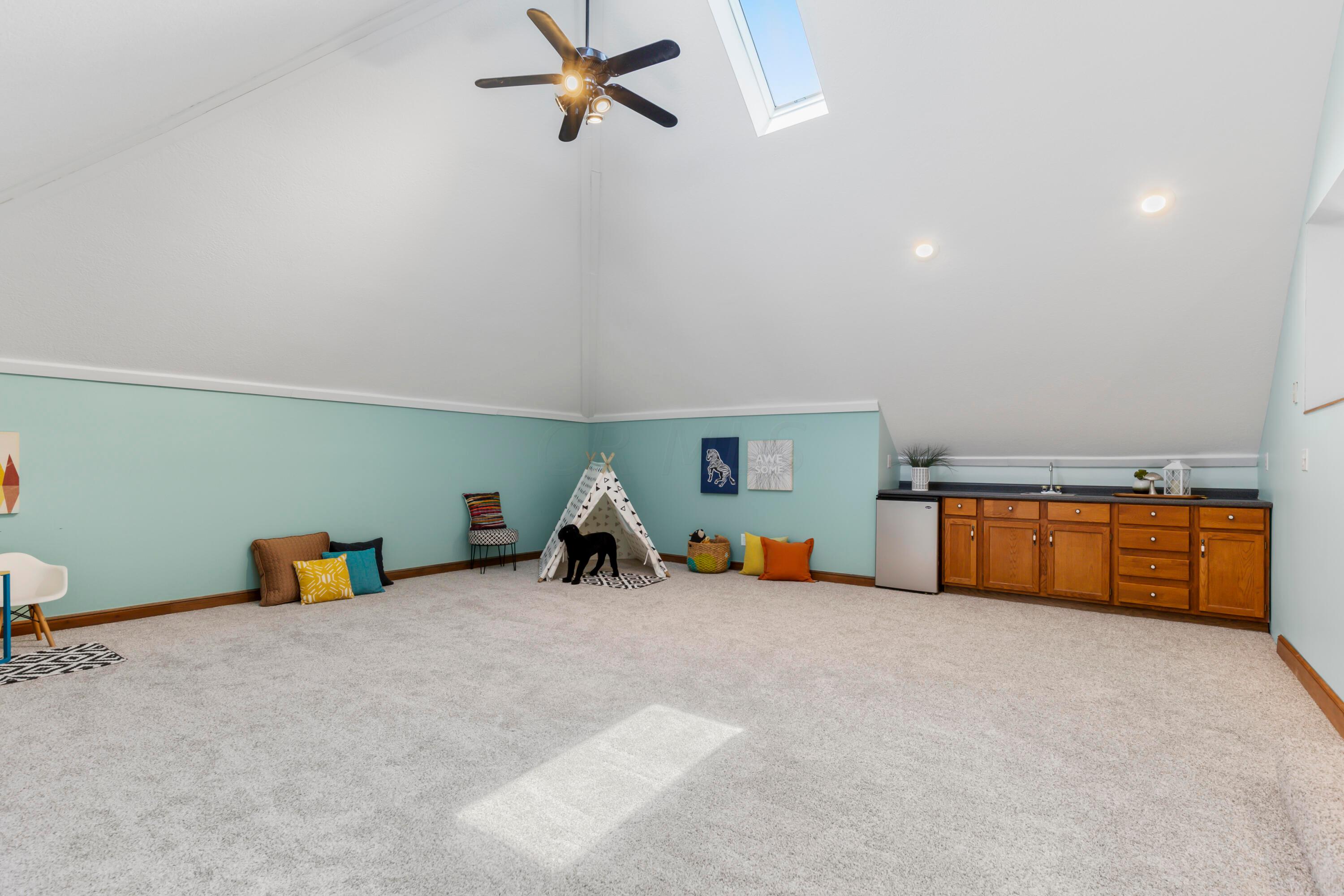 9511 Basil Road Northwest Baltimore, OH 43105 - Photo 40 of 89 Bonus Room