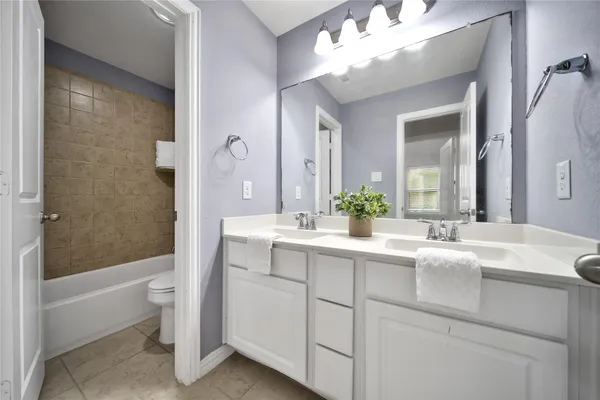 $425,000 | 3910 Lupin Bush Lane, Manvel, TX 77578