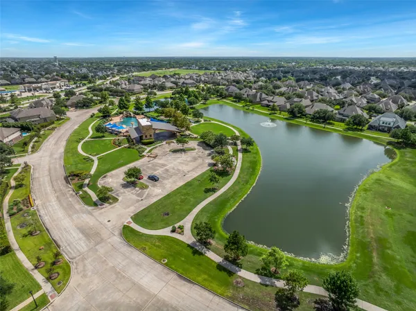 $425,000 | 3910 Lupin Bush Lane, Manvel, TX 77578