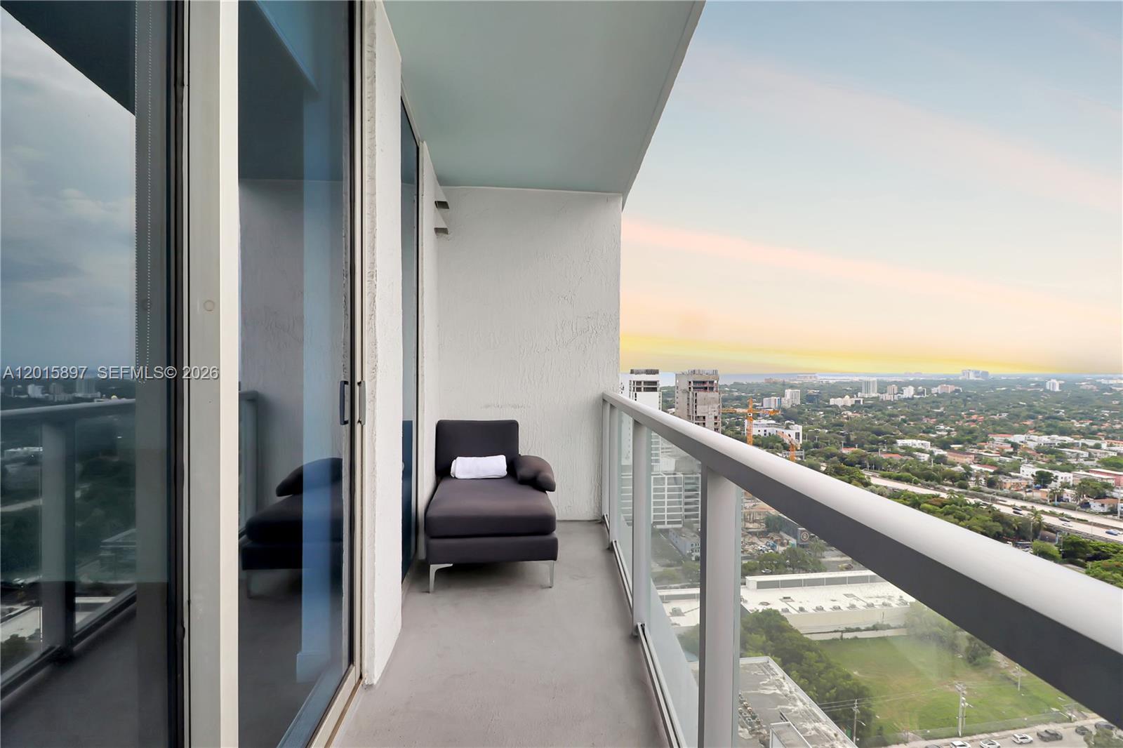 185 Southwest 7th Street, Unit 2900 Miami, FL 33130 - Photo 15 of 25