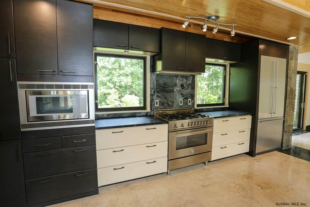 32 Shaker Bay Road Colonie, NY 12110 - Photo 11 of 83 Photo 11