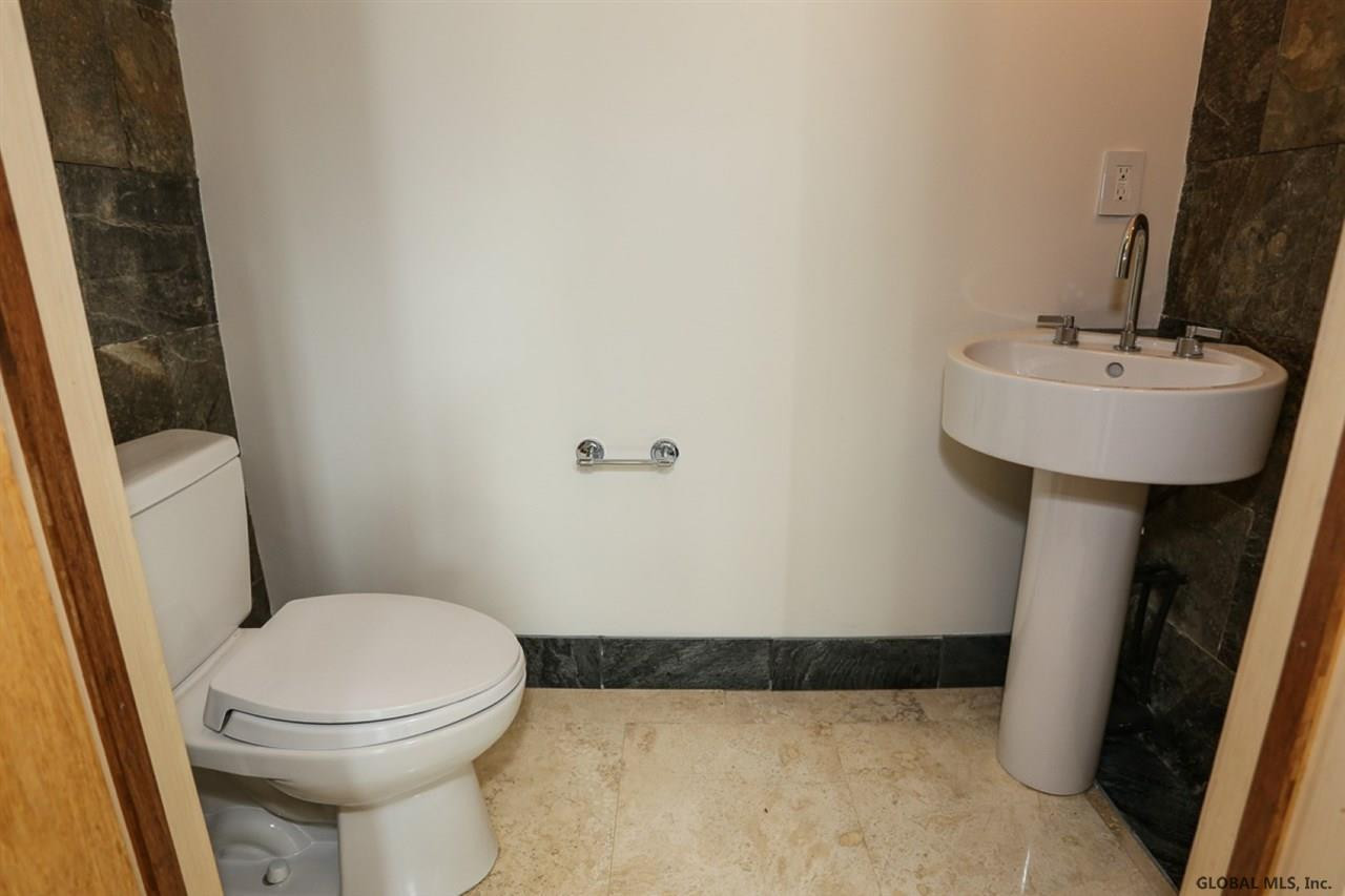 32 Shaker Bay Road Colonie, NY 12110 - Photo 24 of 83 Photo 24