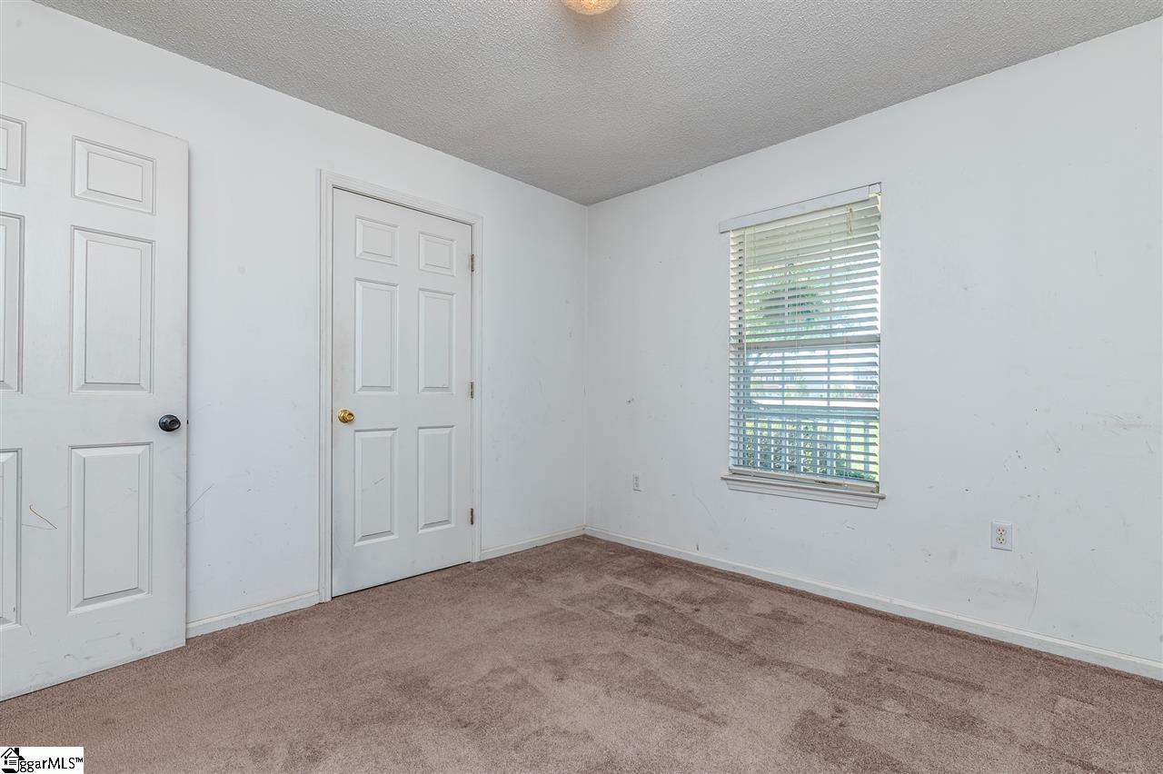 461 East Victor Hill Road Duncan, SC 29334 - Photo 11 of 29