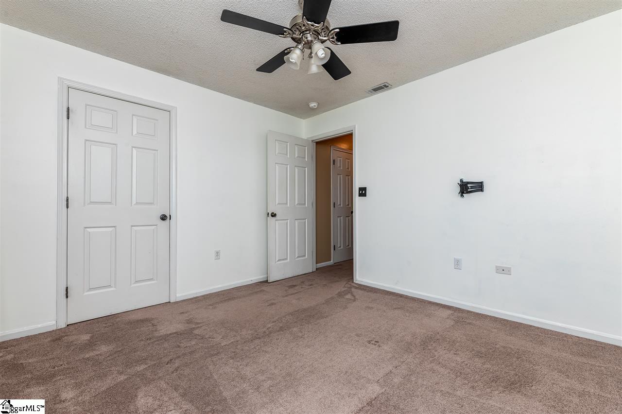 461 East Victor Hill Road Duncan, SC 29334 - Photo 16 of 29