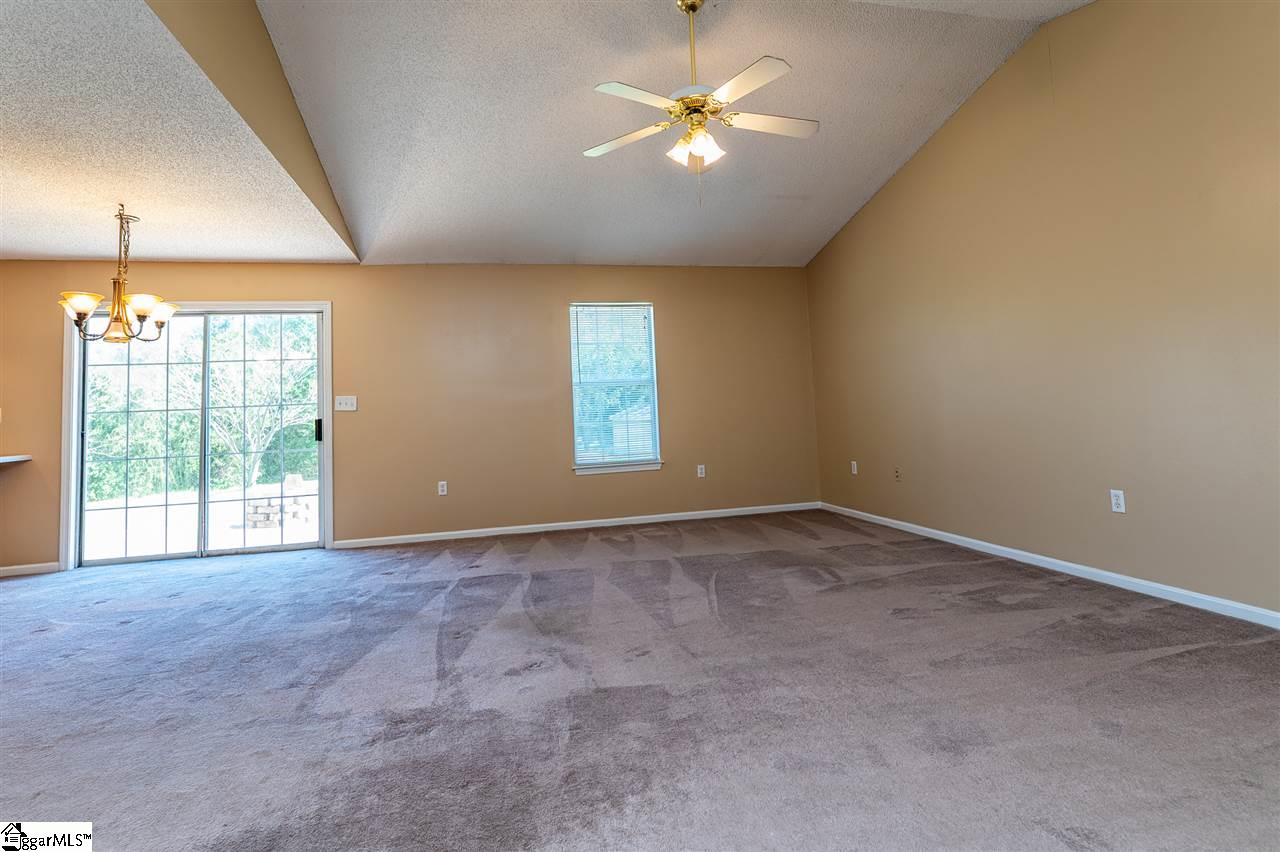 461 East Victor Hill Road Duncan, SC 29334 - Photo 5 of 29