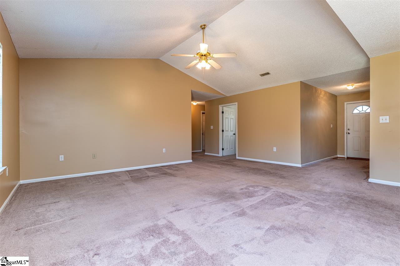 461 East Victor Hill Road Duncan, SC 29334 - Photo 6 of 29
