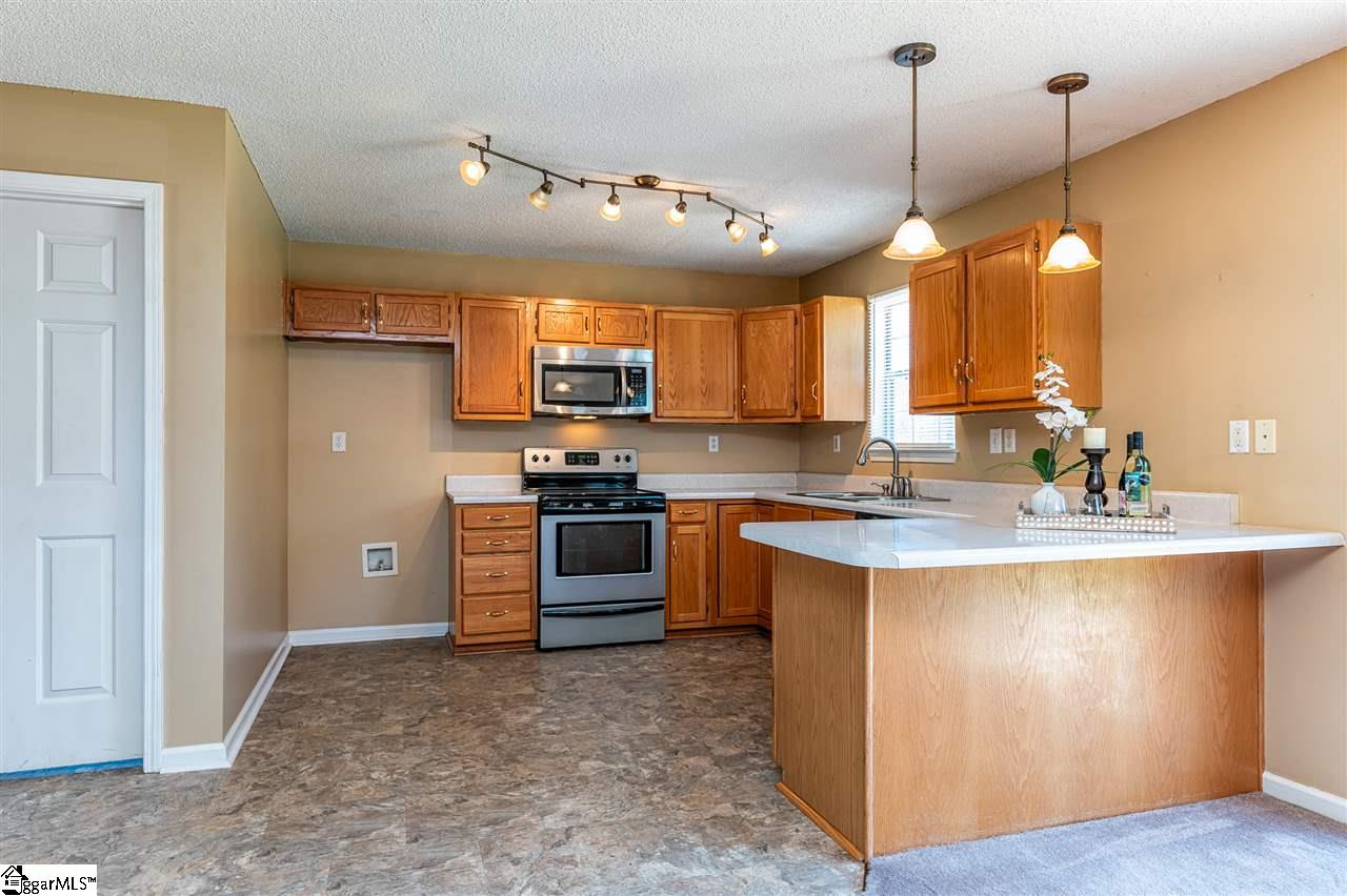 461 East Victor Hill Road Duncan, SC 29334 - Photo 7 of 29