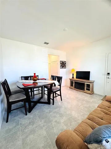 $1,350 | 142 Aces High Lane, Davenport, FL 33896