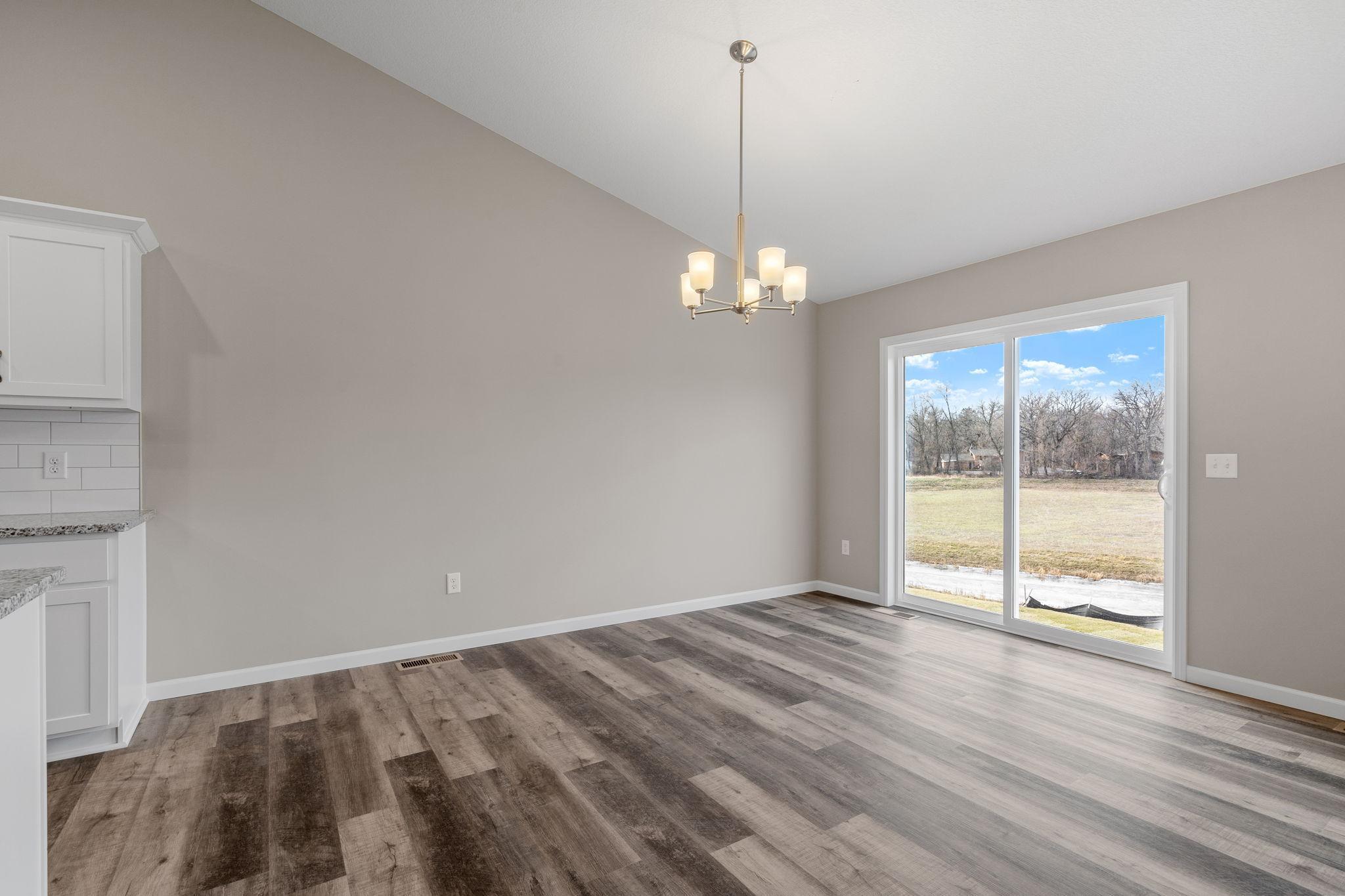 2017 Coneflower Point Buffalo, MN 55313 - Photo 6 of 15