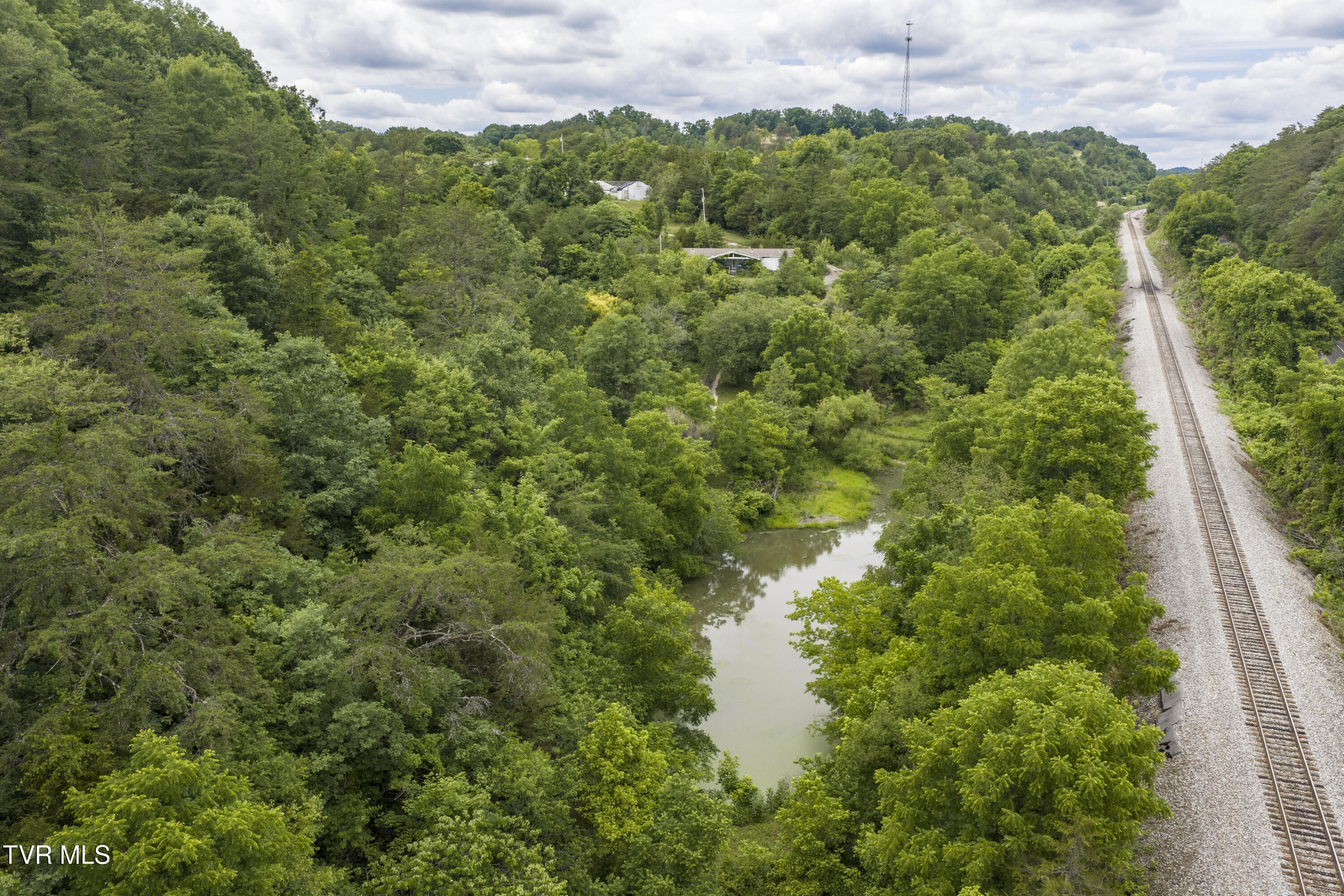 700 Piney Flats Road Piney Flats, TN 37686 - Photo 37 of 44 700-758PineyFlats-Aerials-13