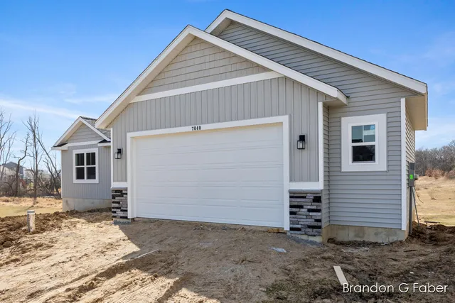 $385,000 | 9383 Shimano Drive, Portland, MI 48875