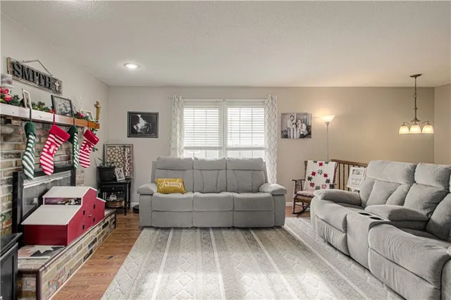 $300,000 | 1120 West Wabash Street, Olathe, KS 66061