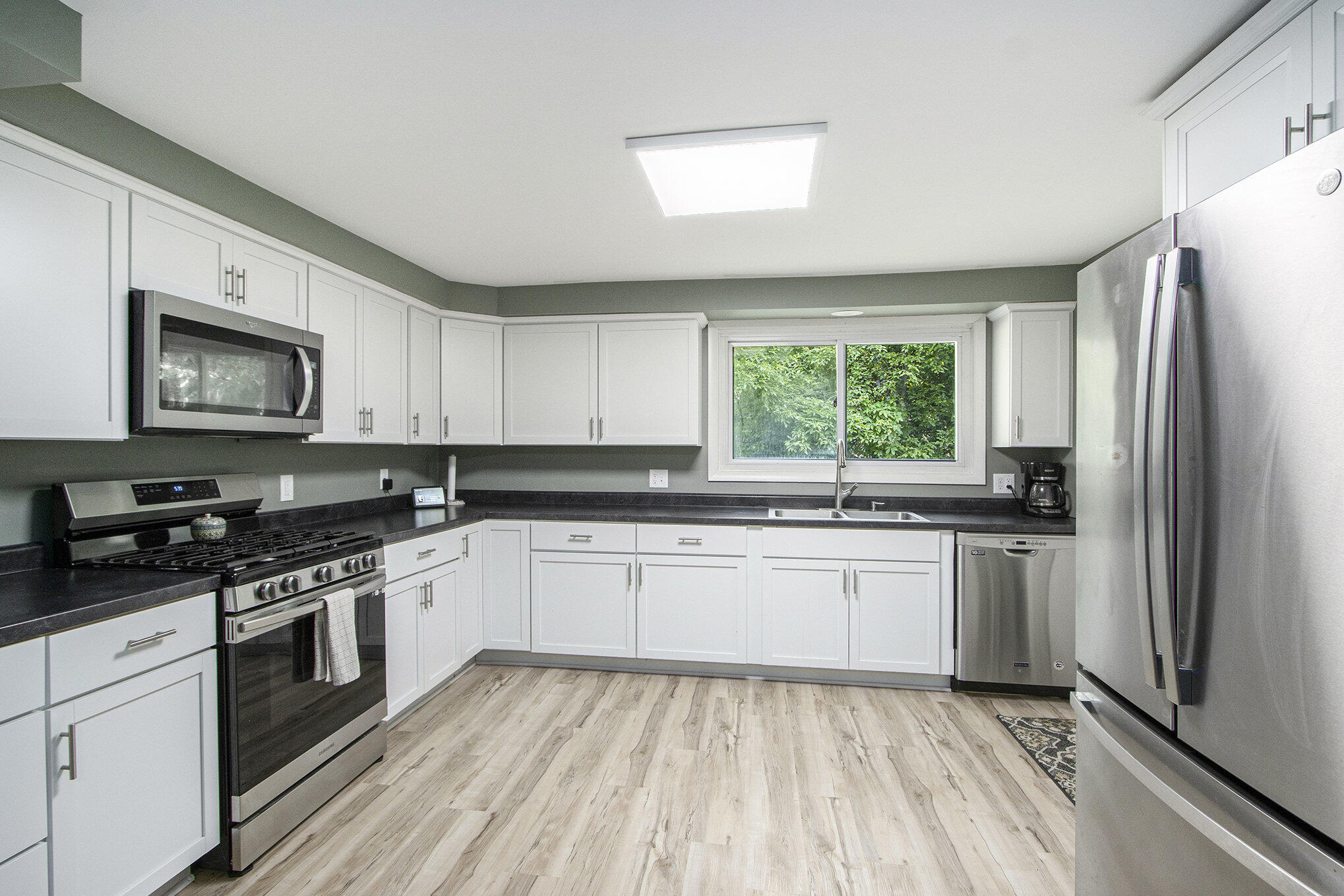 3905 Nazareth Road Kalamazoo, MI 49004 - Photo 9 of 20 3905nazareth_19_25
