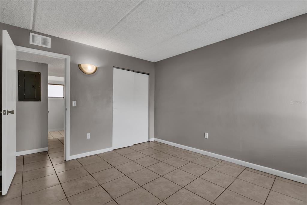 1108 Bartow Road, Unit D37 Lakeland, FL 33801 - Photo 11 of 16