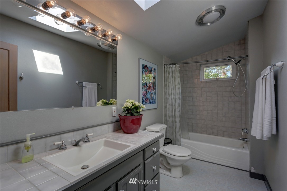 514 Kiehl Road Friday Harbor, WA 98250 - Photo 13 of 25 Gallery Image 13