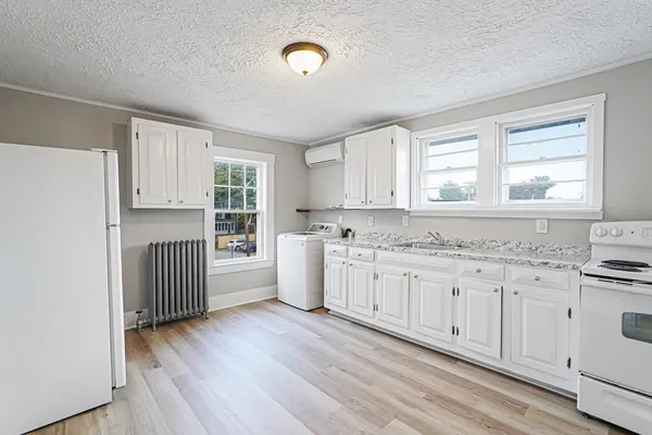 $699,995 | 72 Main Street, Pepperell, MA 01463