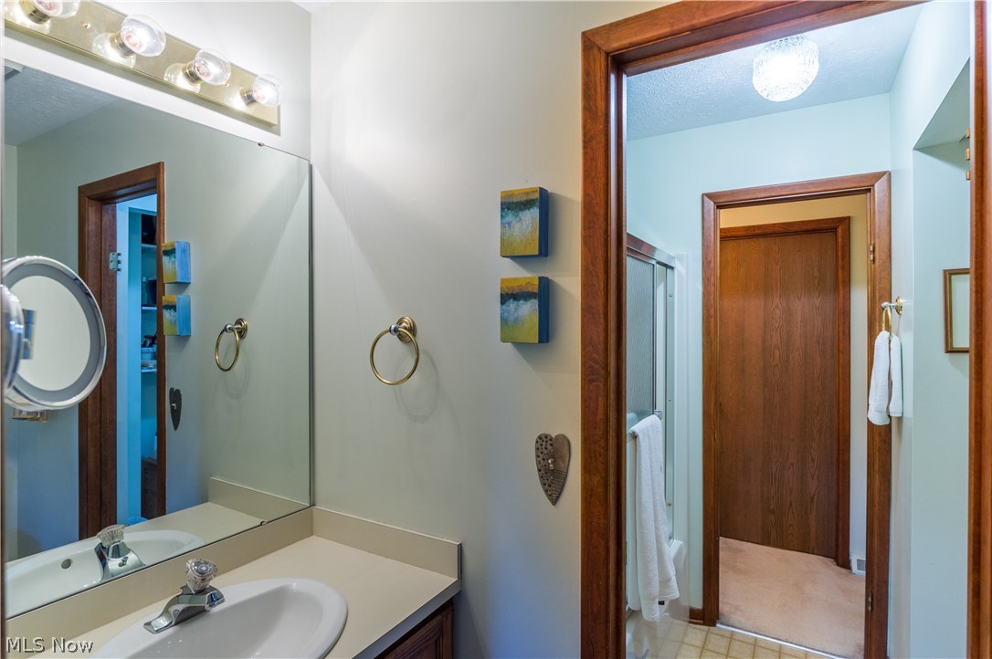 22536 Center Ridge Road, Unit A Rocky River, OH 44116 - Photo 16 of 20