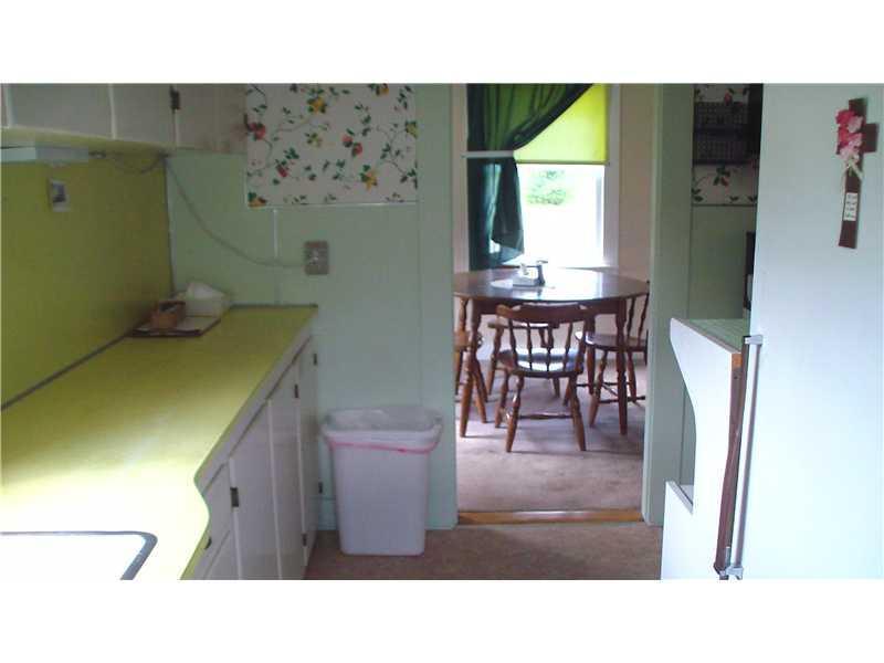 35 Crowley Road Lewiston, ME 04240 - Photo 7 of 25 Kitchen.