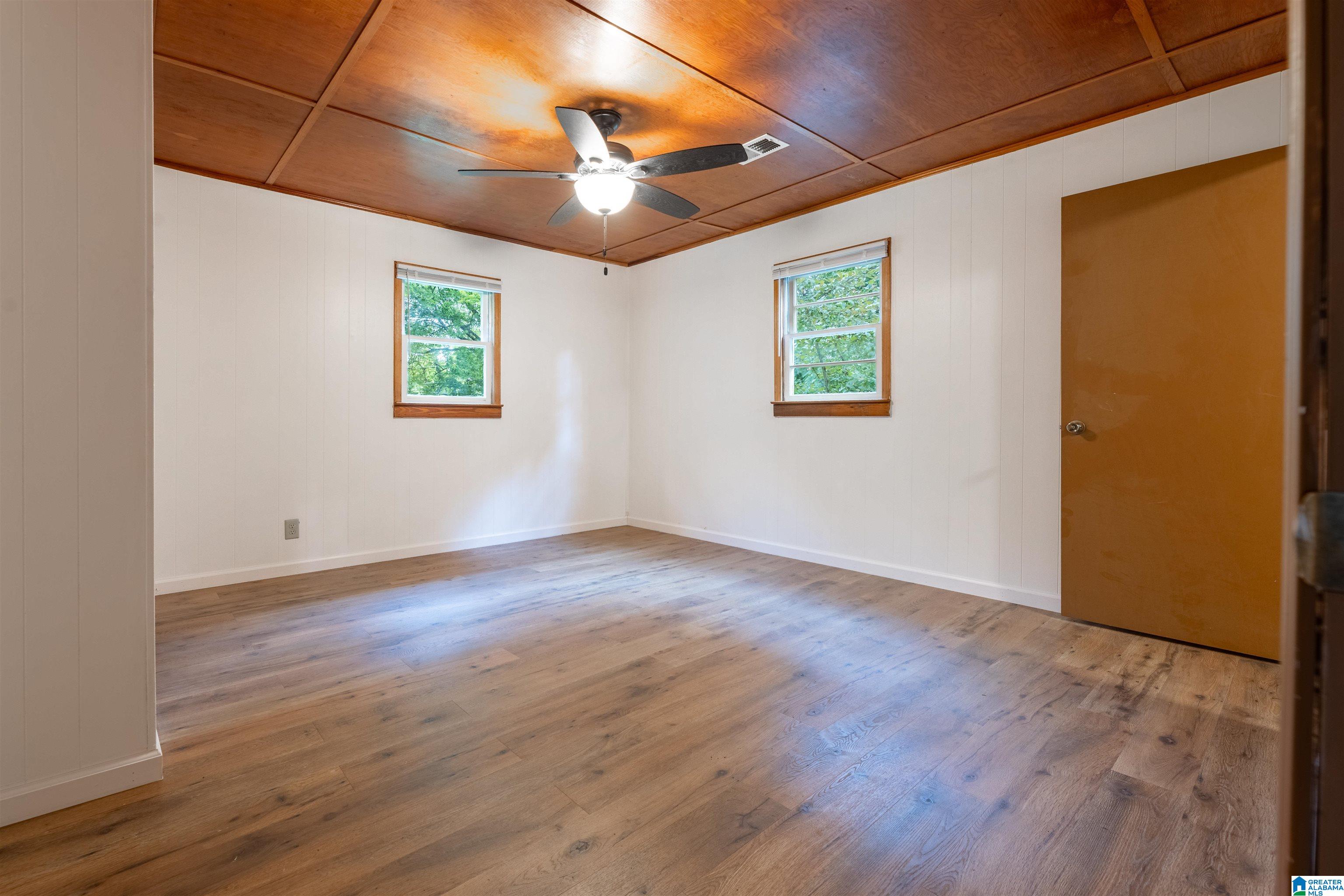 211 Corning Street Anniston, AL 36201 - Photo 20 of 39